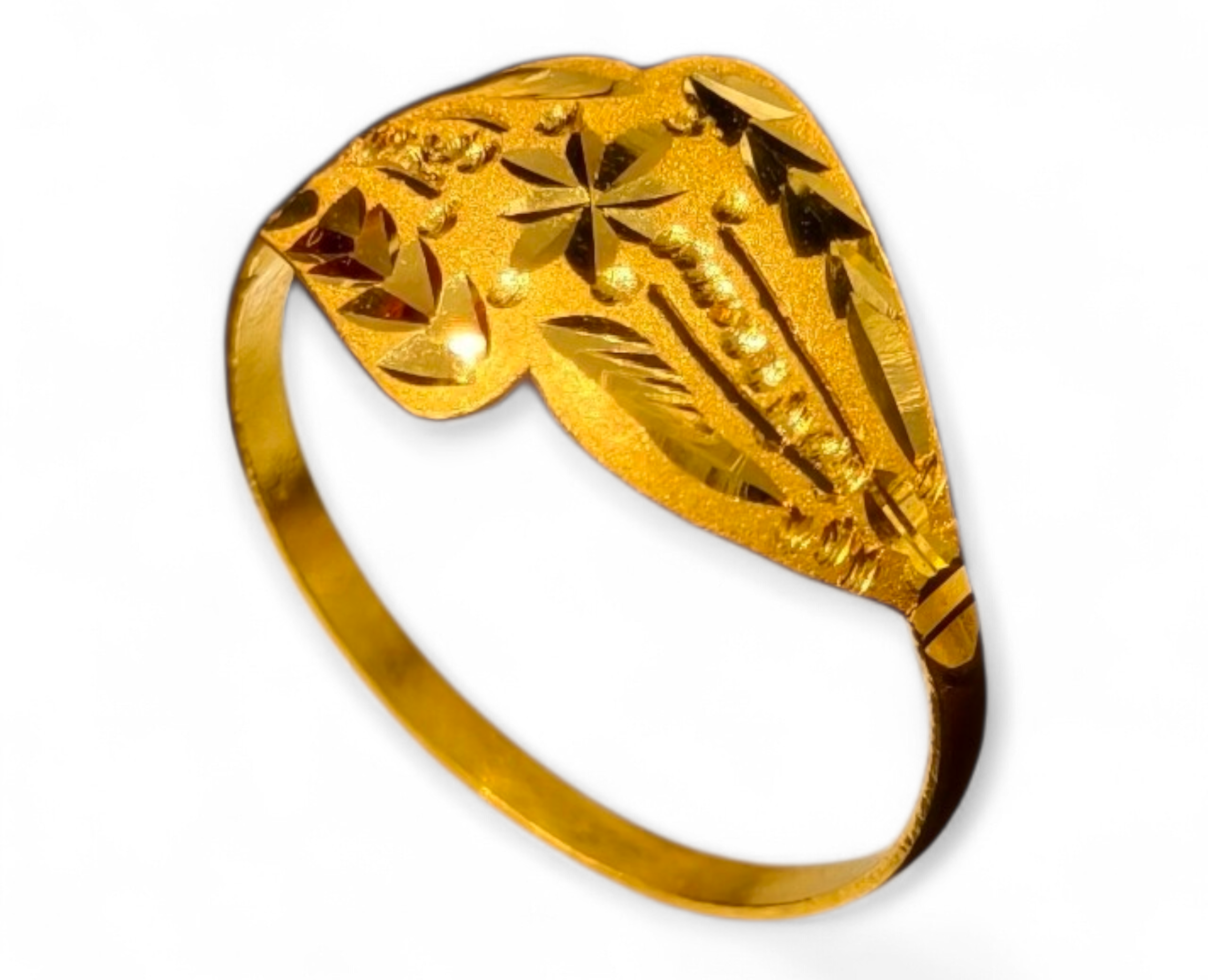 GOLD LADIES RING