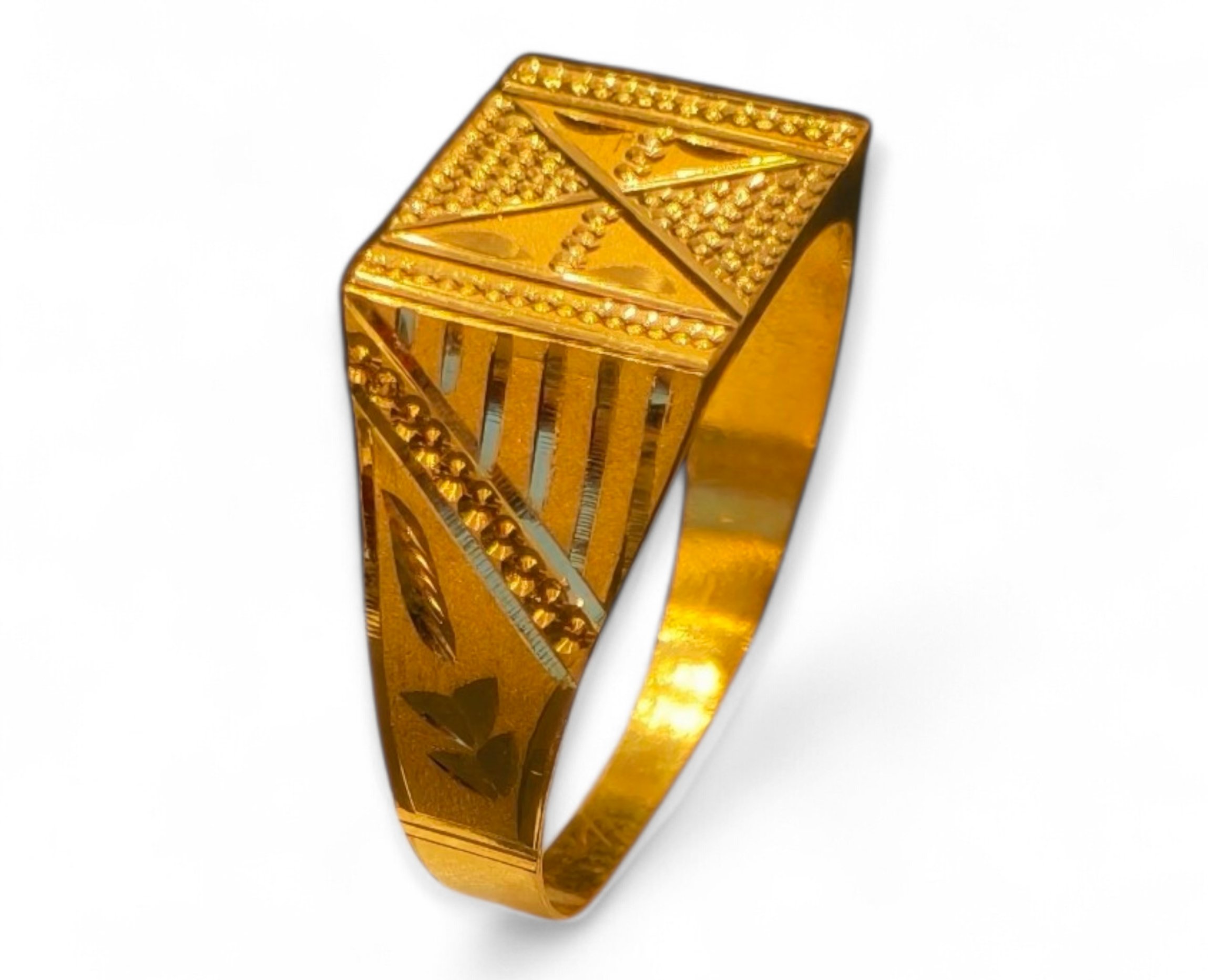 GOLD GENTS RING