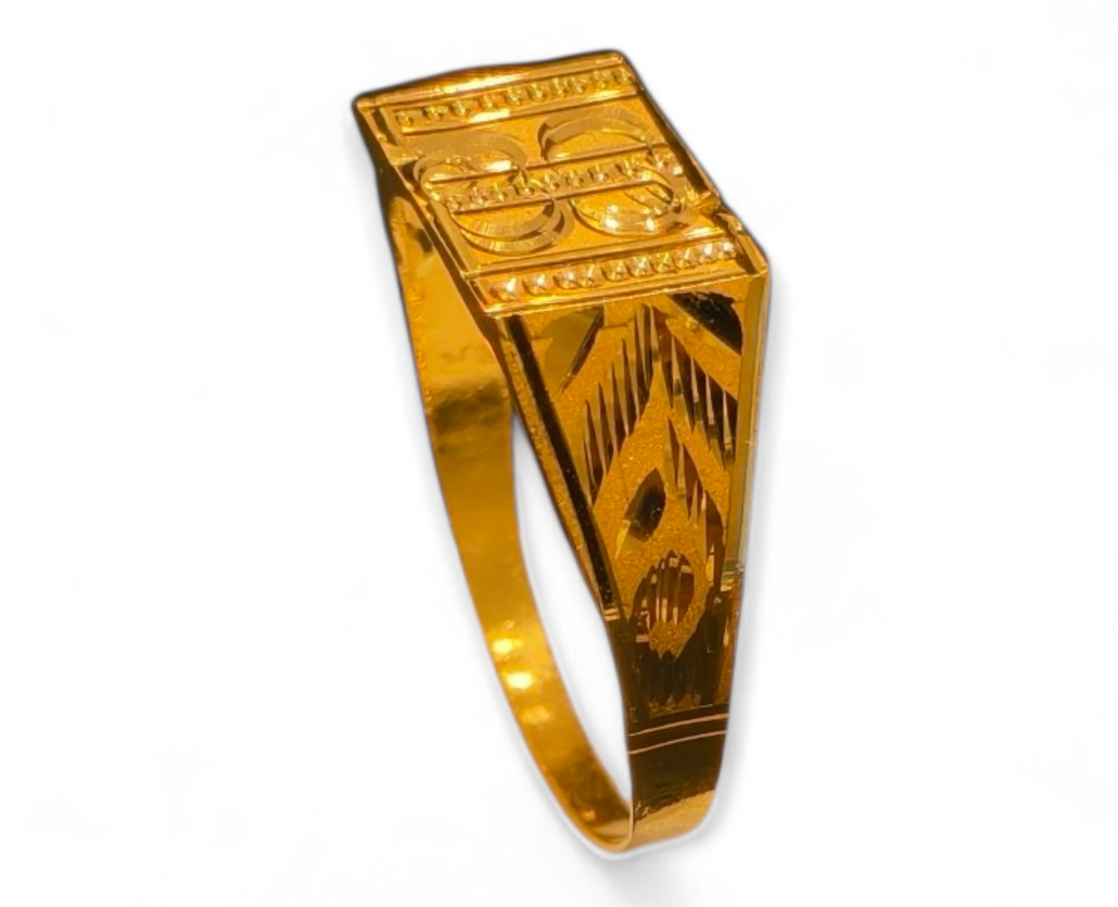 GOLD GENTS RING
