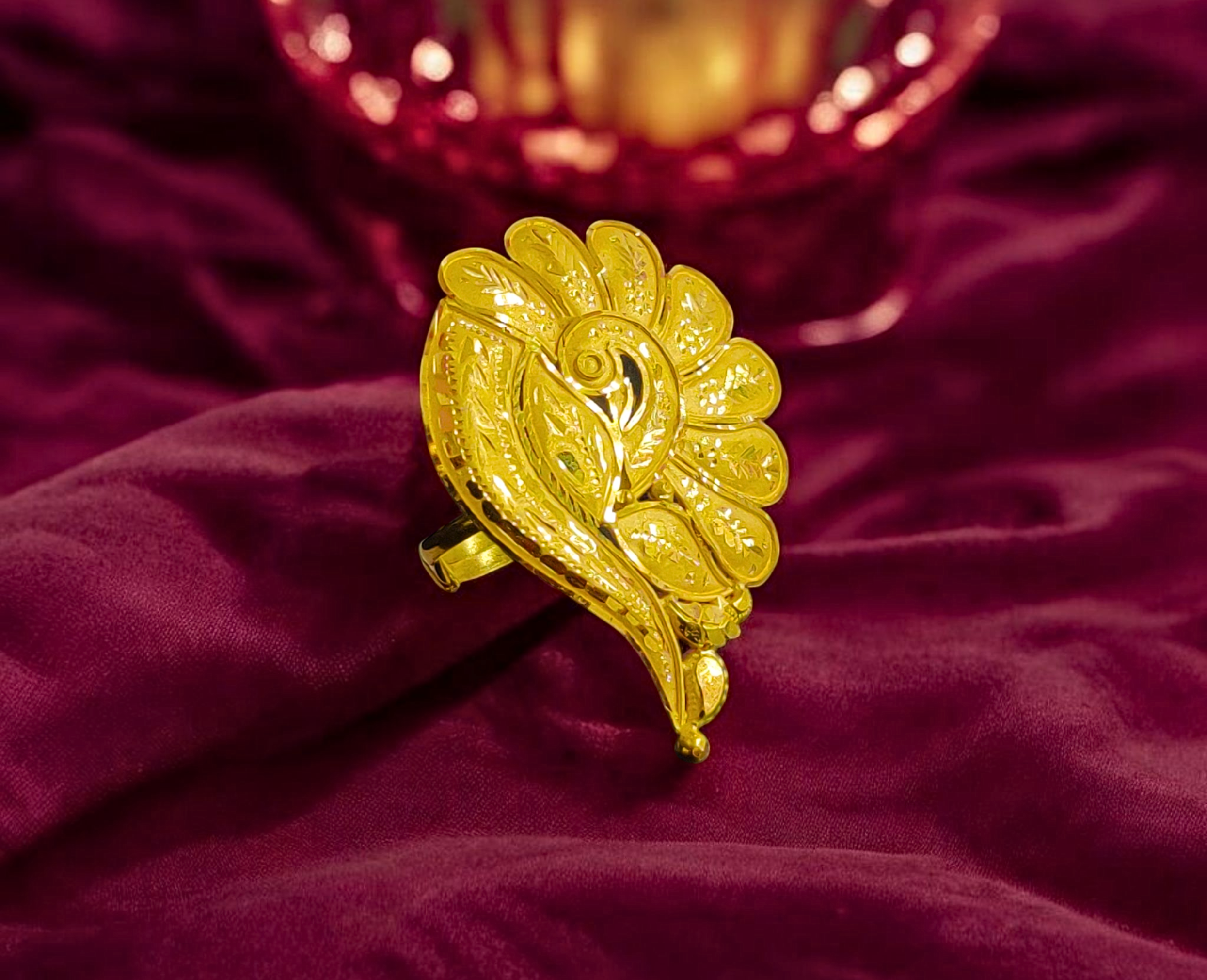 GOLD PASHA RING